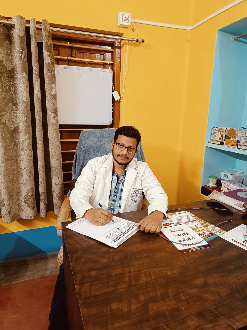 Dr. NIRALA ORTHO CARE & TRAUMA CENTRE - Logo