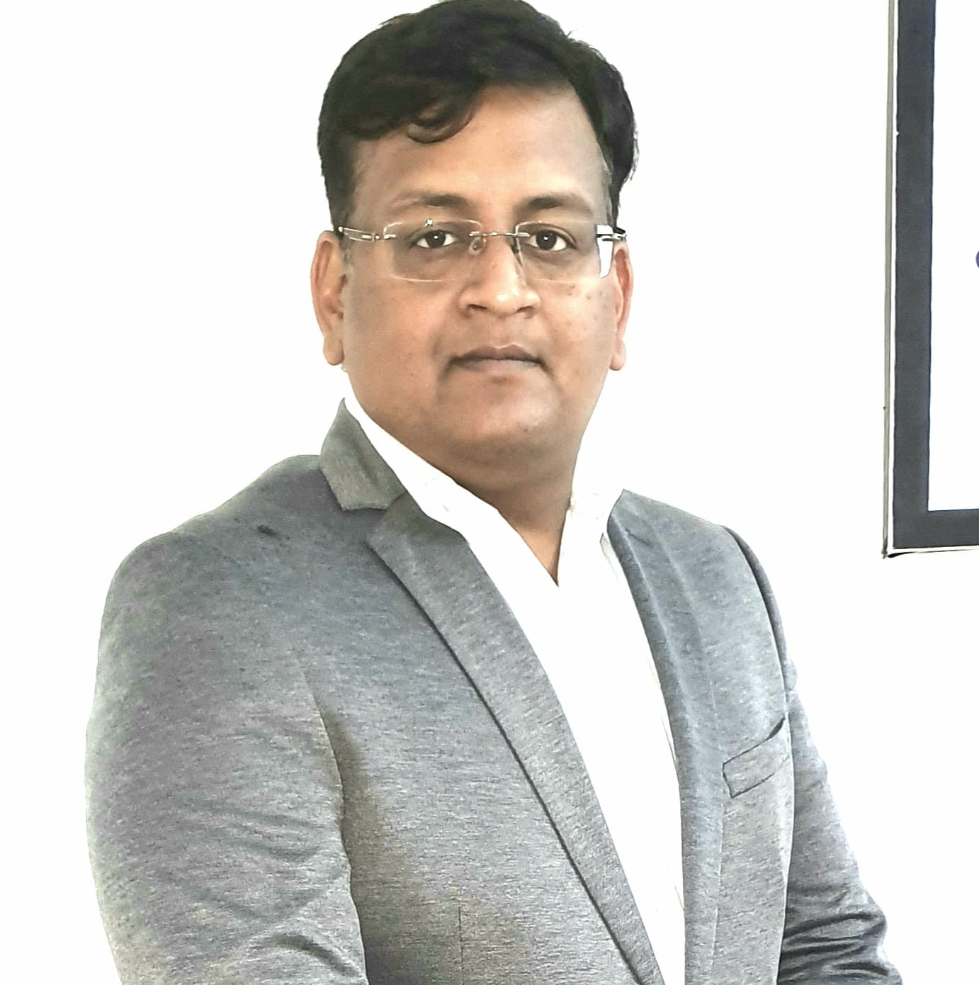Dr. Pushpvardhan Mandlecha - Pediatric Orthopedic Doctor Medical Services | Clinics