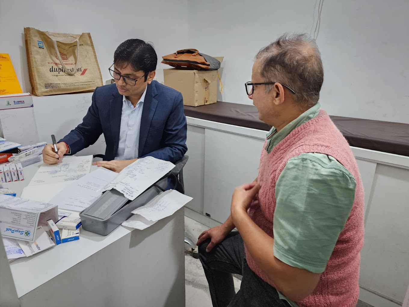 Dr. Rajeev Kumar Vatsa - Urologist Medical Services | Clinics