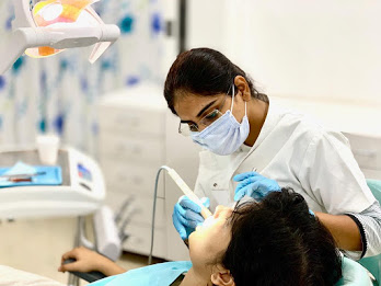 Dr. Ruchi Gulati's Dental Clinic Logo