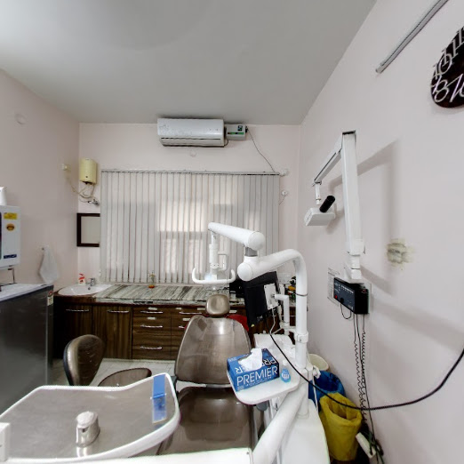 Dr.Sandhus Dental Care Medical Services | Dentists