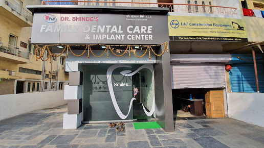 Dr.Shinde's Family Dental Care Logo