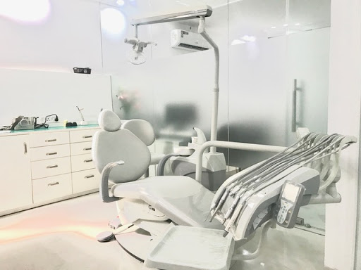 Dr. Unnati Gupta|Medical Services|Dentists