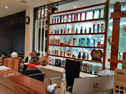 EOS Unisex Saloon|Salon|Active Life