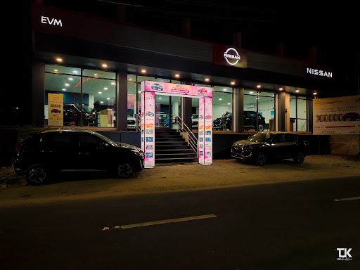 EVM NISSAN - ERODE (THINDAL) Automotive | Show Room