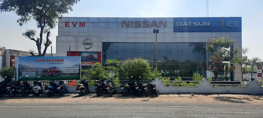 EVM NISSAN - MADURAI Automotive | Show Room