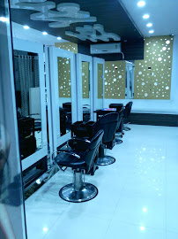 FinEntice Unisex Salon Satya Nagar Active Life | Salon