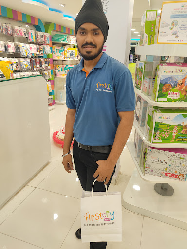 Firstcry - Store Bhopal Indrapuri Shopping | Store