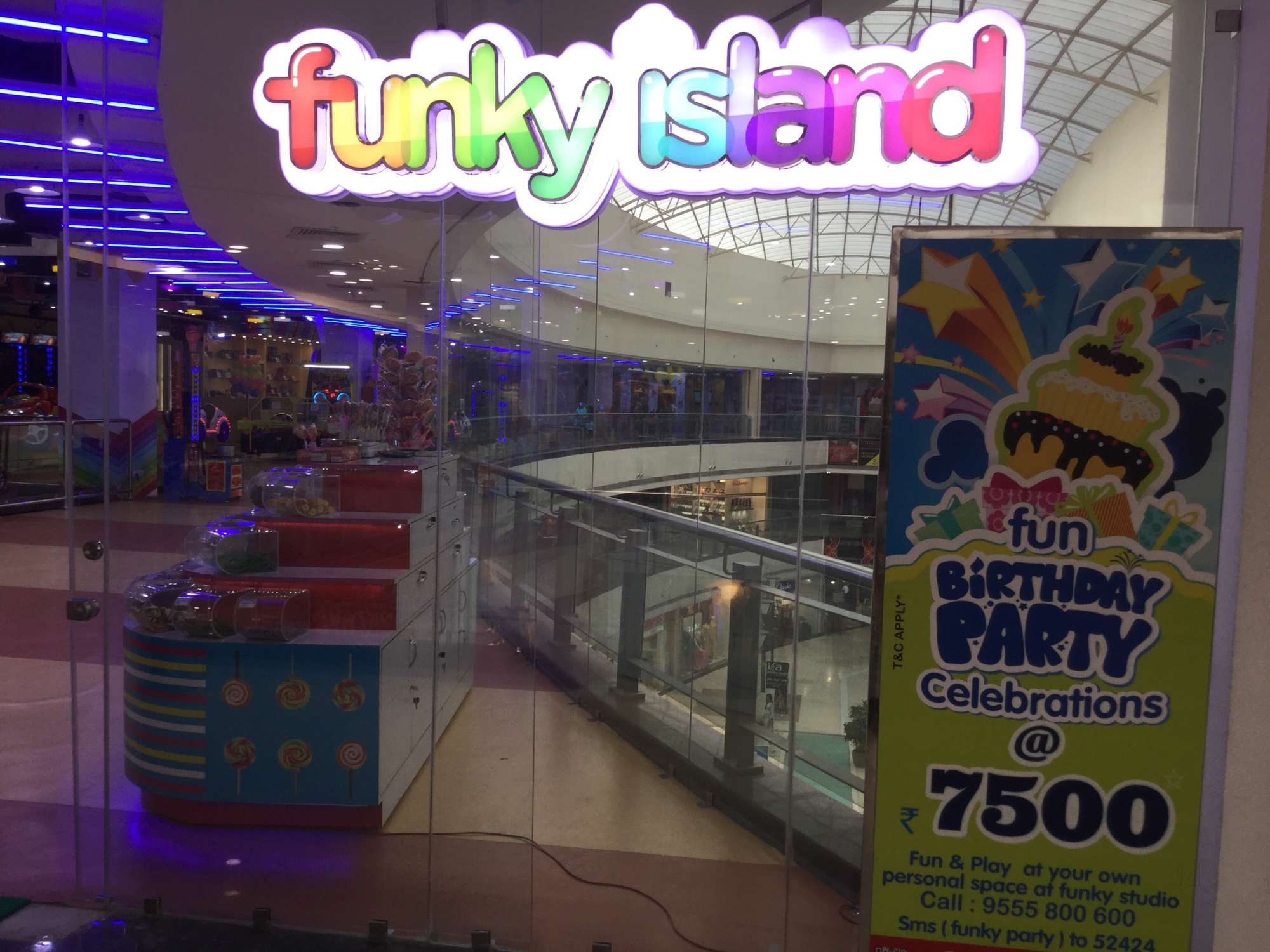 Funky Island Entertainment | Theme Park