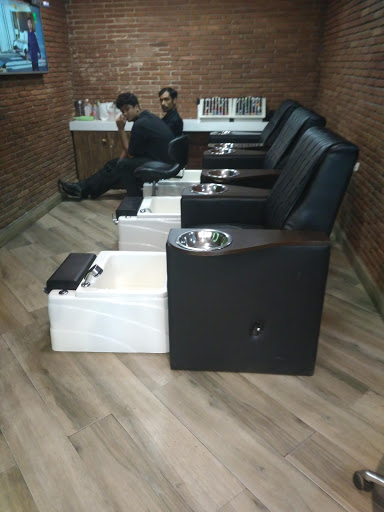 Geetanjali Salon Active Life | Salon