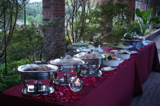 Gippys Caterers Event Services | Catering Services