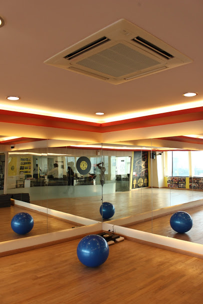 Golds Gym Active Life | Gym and Fitness Centre