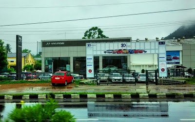 Golden Hyundai Automotive | Show Room