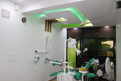 Gosavis Advanced Dental Clinic Medical Services | Dentists
