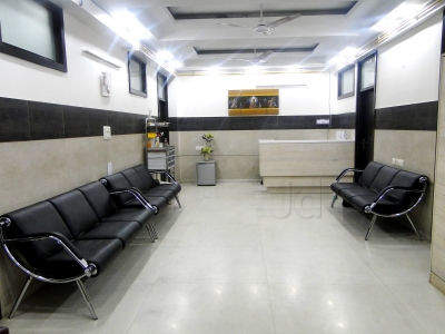 Goyal Hospital & Urology Centre Krishna Nagar Hospitals 005