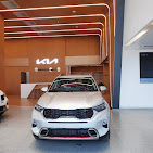 GOYAL KIA Automotive | Show Room