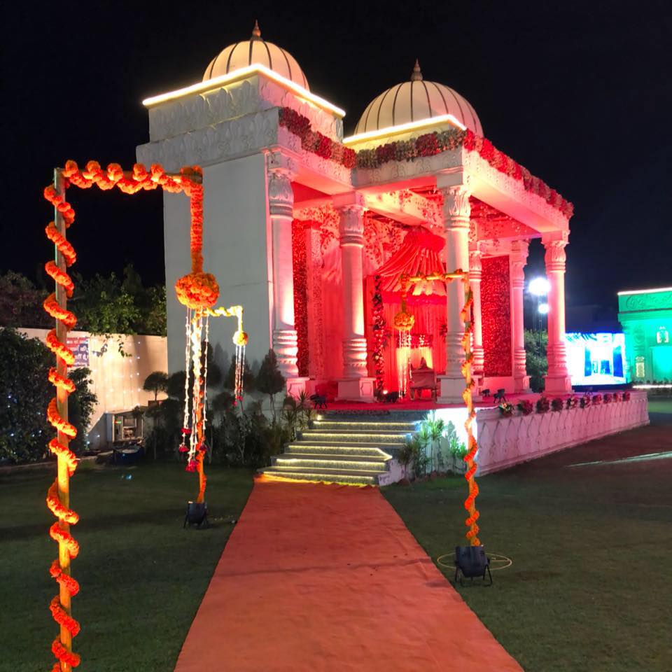 Grand Imperial- Banquet & Lawns Event Services | Banquet Halls