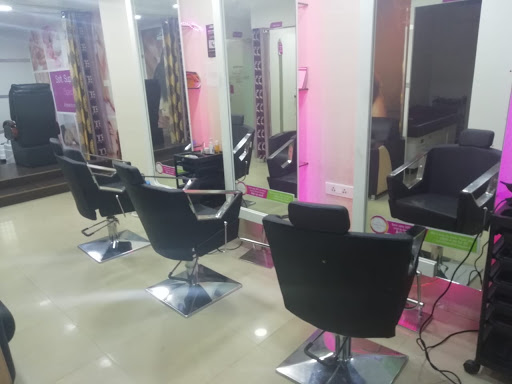 Green Trends Unisex Hair & Style Salon Active Life | Salon