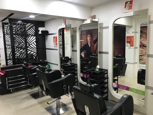 Green Trends-Unisex Hair And Style Salon Vellore, Tirupattur - Salon in  Vellore | Joon Square