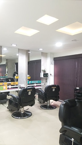 Green Trends - Unisex Hair & Style Salon Active Life | Salon