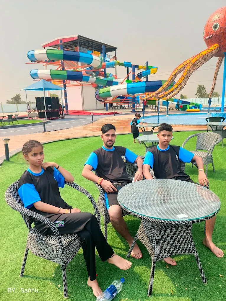 Green Vallie Water Park - Logo