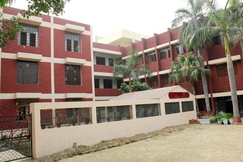 Guru Nanak Public School Education | Schools