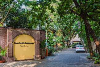 Hanu Reddy Residences|Hotel|Accomodation
