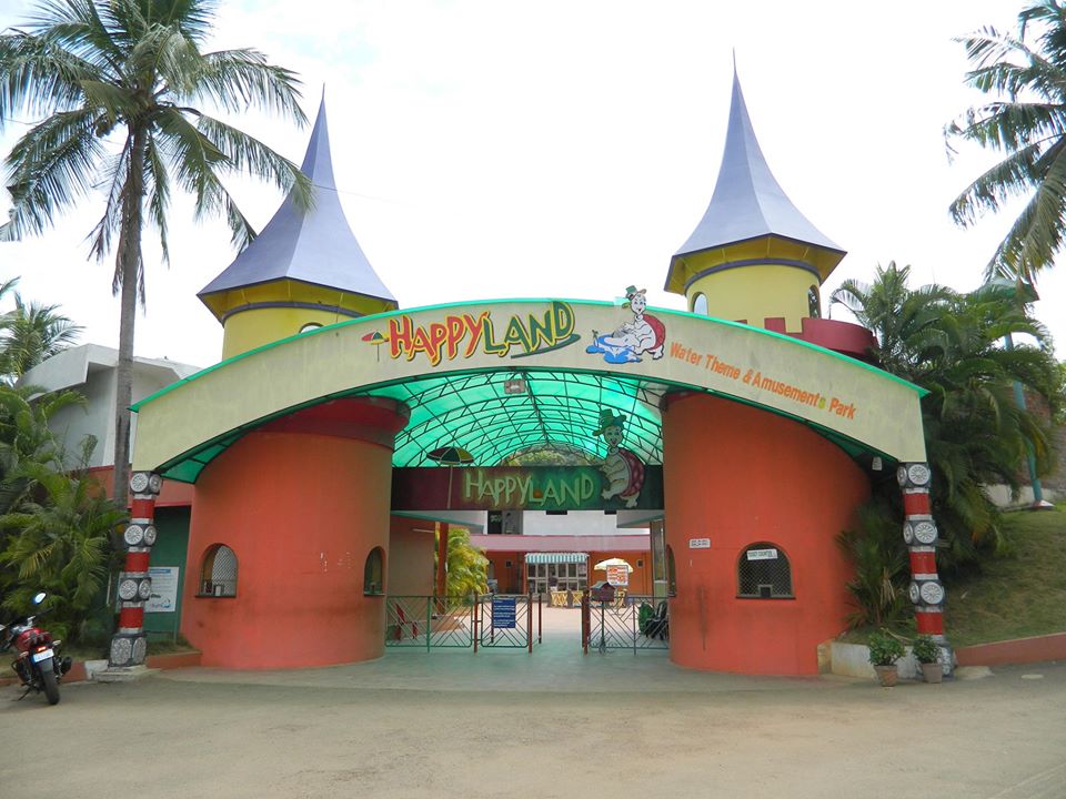 Happyland Water Theme & Amusement Park Entertainment | Water Park