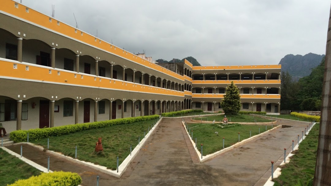 Hayagreeva Vidhyalaya Matric Higher Secondary School|Colleges|Education