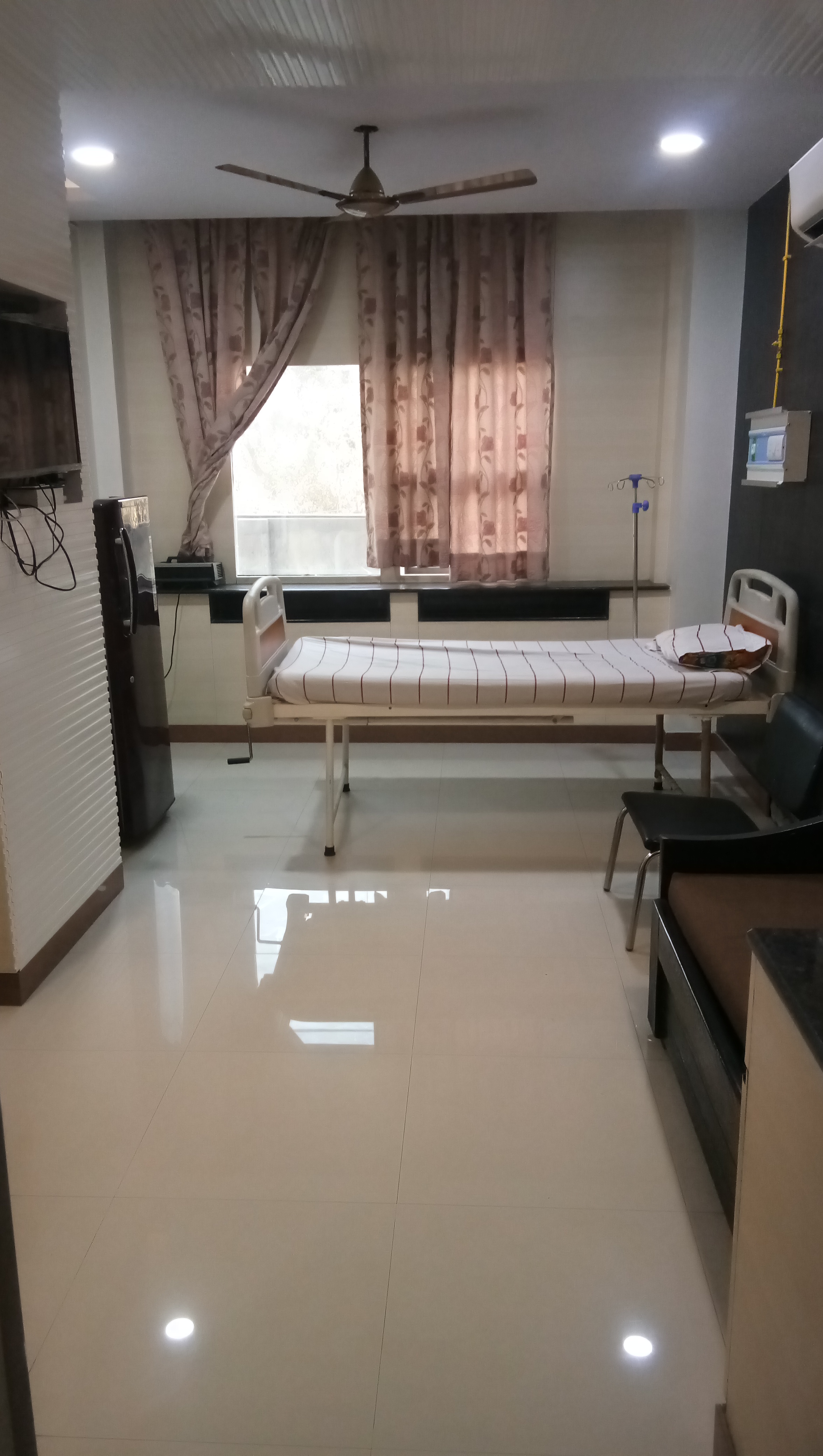 Hemraj Jain Hospital PitamPura Hospitals 003
