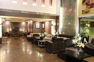 Hotel Gateway Grandeur Accomodation | Hotel