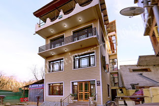 Hotel Kashmir Inn - Logo
