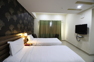 Hotel Kinara Grand Accomodation | Hotel