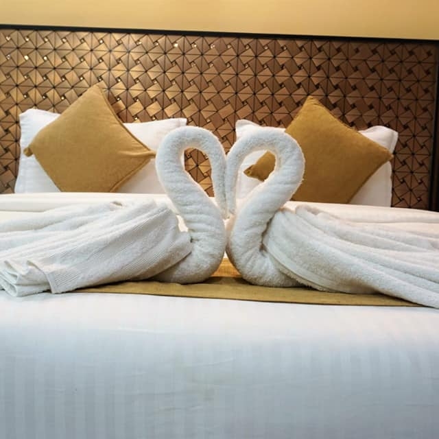 Hotel Kochi Crown|Villa|Accomodation