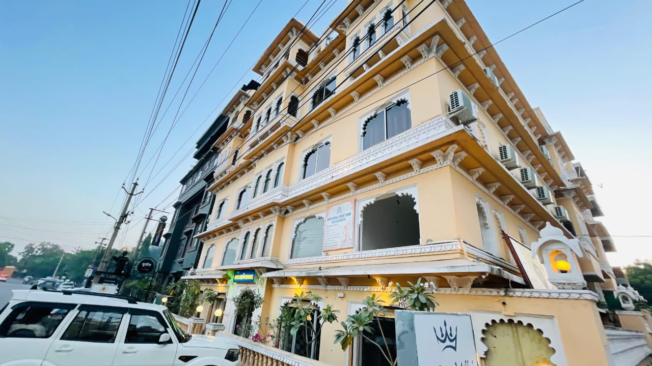 Hotel Moti Mahal By A Reva Group|Resort|Accomodation