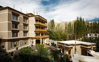 Hotel Padma|Villa|Accomodation