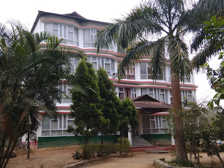 Hotel Prayag Emerald Logo