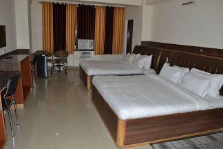 Hotel Singh Axis Accomodation | Hotel