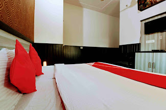 HOTEL SKY INN Accomodation | Hotel