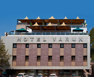 Hotel Varun Logo