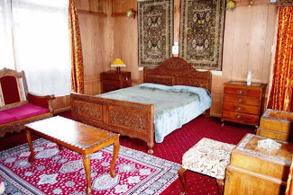 Howrah Houseboats Accomodation | Home-stay