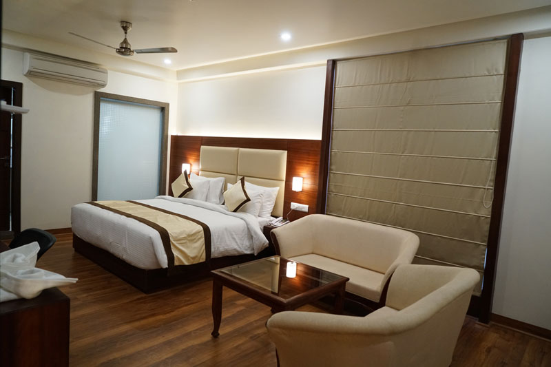 Hyphen Ujjwal Premier Accomodation | Hotel