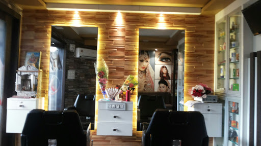 Ilora Beauty Parlour For Ladies Active Life | Salon