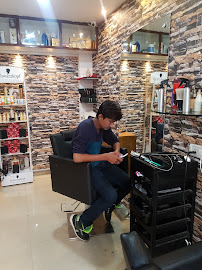 Infinity Unisex Saloon Active Life | Salon