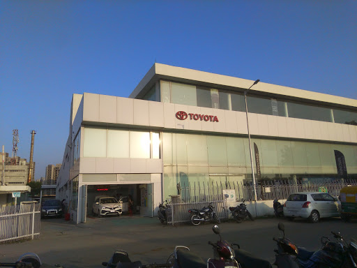 INFINIUM TOYOTA Automotive | Show Room