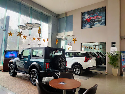 J.S.Grover Autos -Mahindra Automotive | Show Room