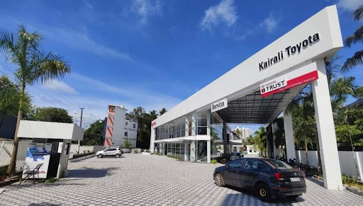 KAIRALI TOYOTA Automotive | Show Room