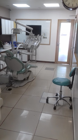 Kansal Hi Tech Dental Clinic Medical Services | Dentists