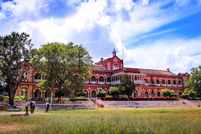 Karnatak Arts College Education | Colleges