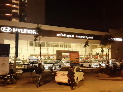 Karnavati Hyundai Automotive | Show Room